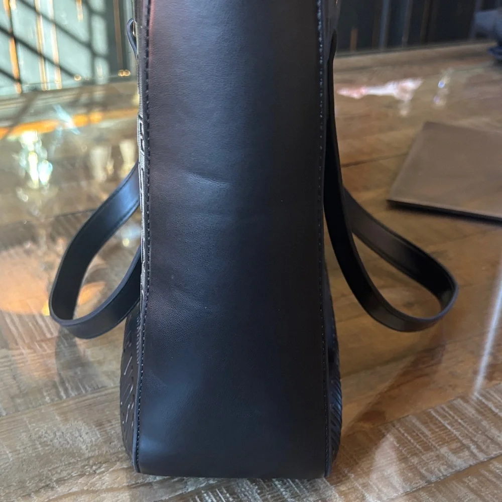 Love Moschino Black Embossed Shoulder Bag - Picture 9 of 16